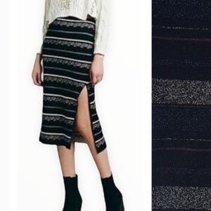 House of Harlow 1960 Sweater Maxi Skirt Metallic